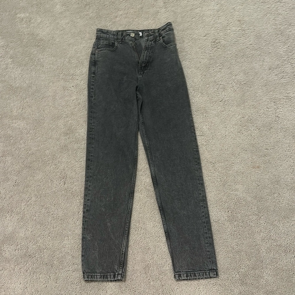 Black mom jeans